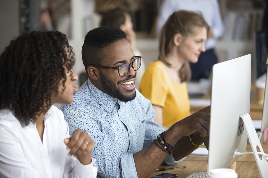 Personeelsgeschenken Verjaardagscadeau Personeel Persoonlijke Aanpak - verjaardagscadeau personeel