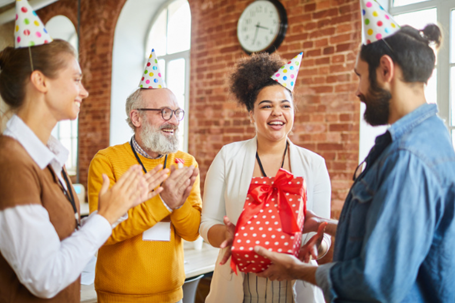 BLOG-originele-cadeaus-jubileum-collega