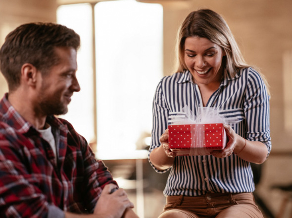 Bedrijfsimago cadeau geven collega