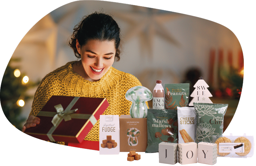 kerstpakket voor personeel met voorbeelden op de voorgrond - kerstpakket personeel